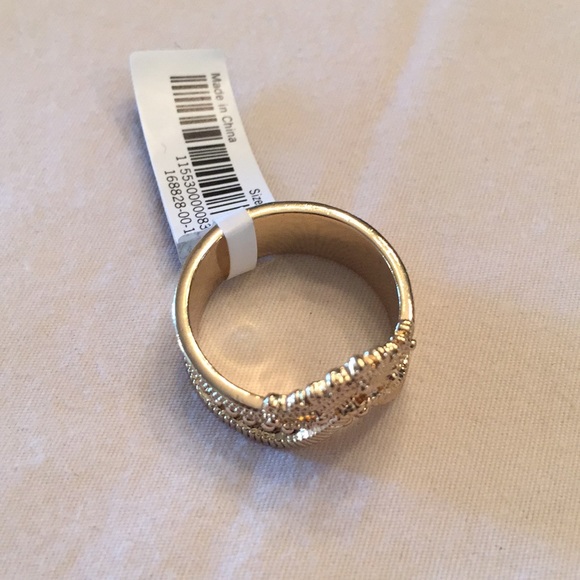 Banana Republic Gold Tone Accent Ring - Picture 2 of 4